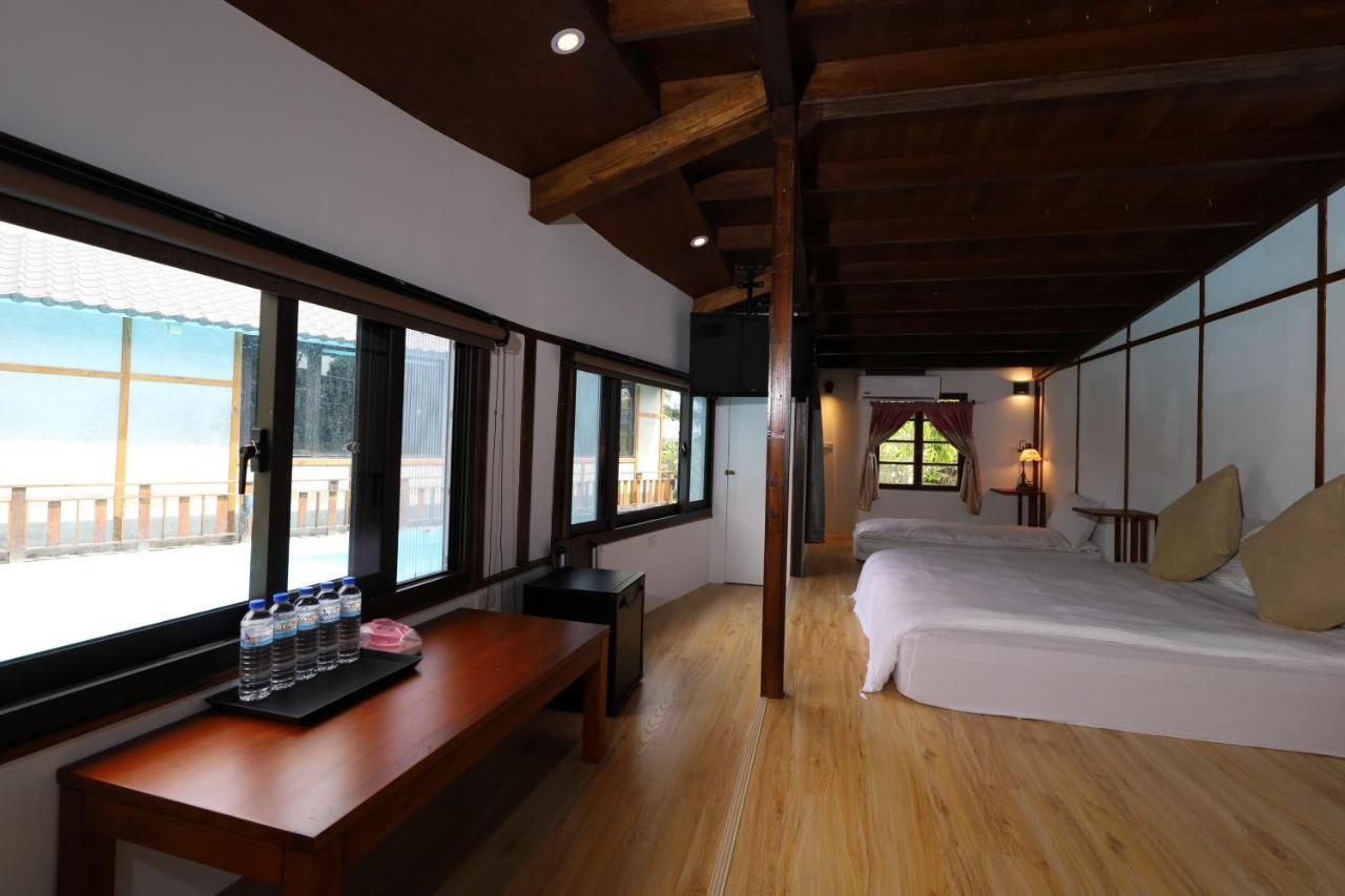 Jiang'S B&B 江院子庭園民宿 Цзянь Экстерьер фото